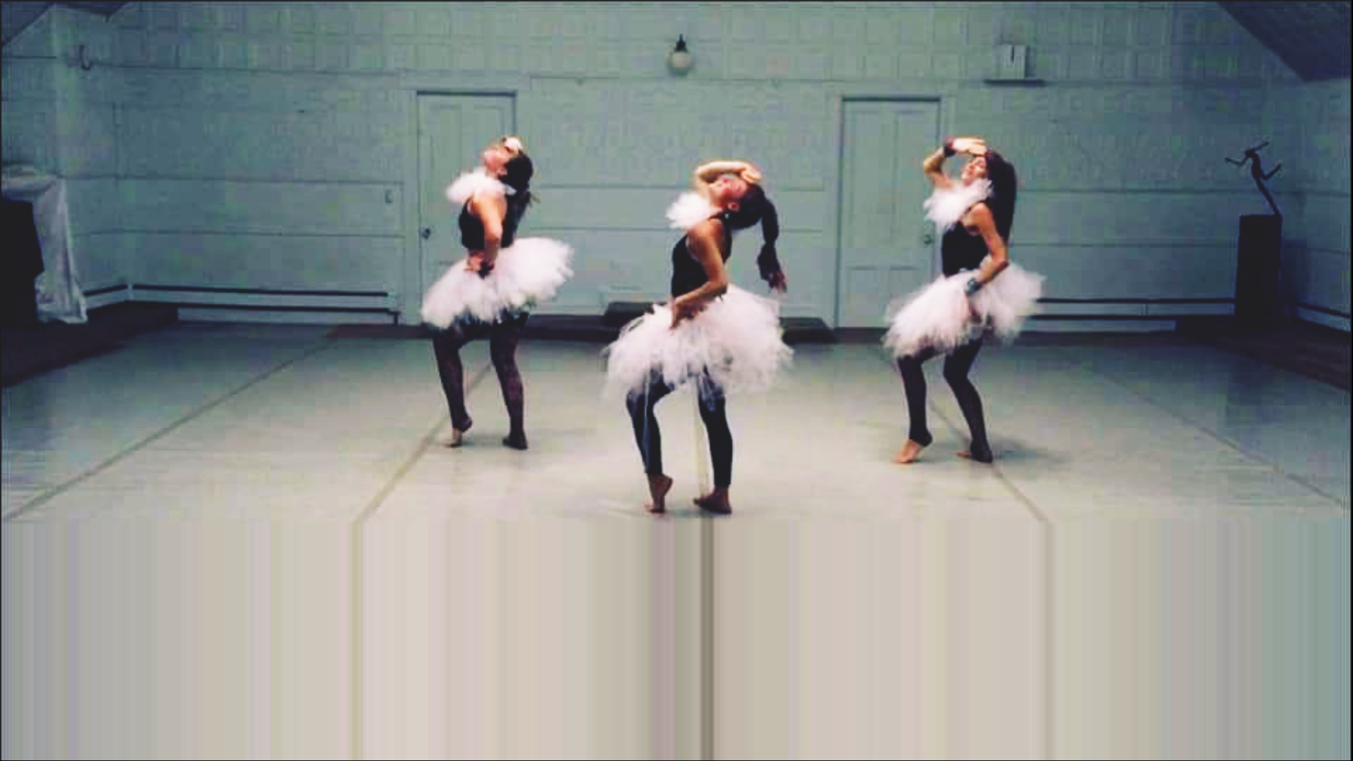 GlitchCam_20190905_193724708[1]